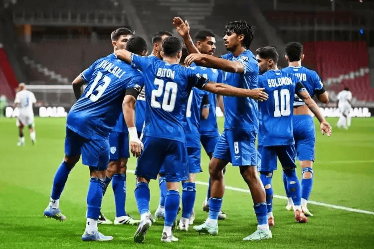 欧冠生死对决！勒沃库森主场死磕阿森纳，德甲劲旅硬刚英超领头羊，攻防博弈悬念拉满